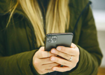 Learn to Keep Your Location Private on iPhone