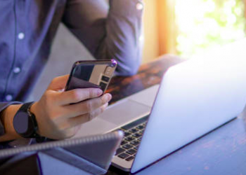 Top 10 Tech Gadgets For Tech Lovers