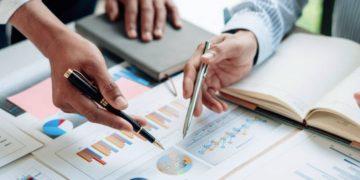 should i use financial planners melbourne?