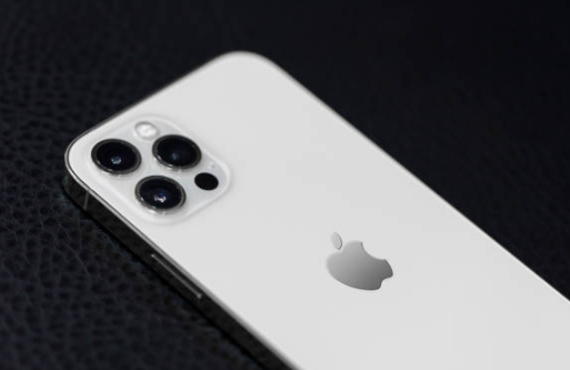 Renowned Apple expert anticipates significant camera enhancements for iPhone models 16 Pro, 17 Pro Max, 18 Pro, and iPhone 19